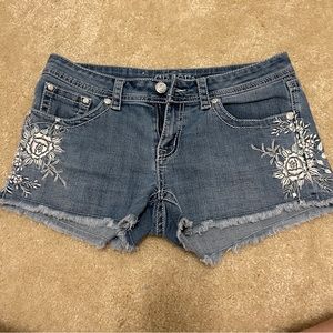 Grace in LA Size 29 Shorts